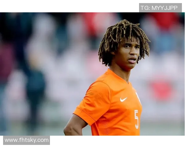 回顾足球明星高中时期的青涩岁月与成长历程照片展示